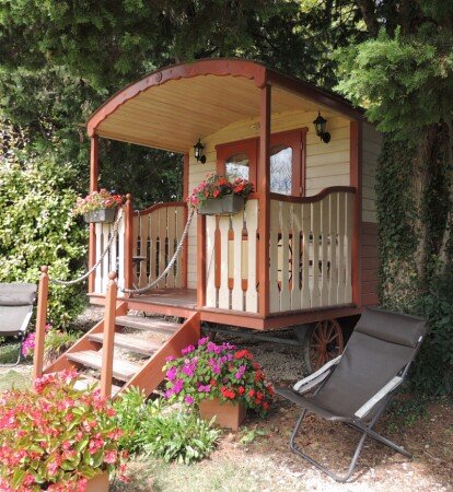 Roulotte tout confort, 1 chambre, avec jardin