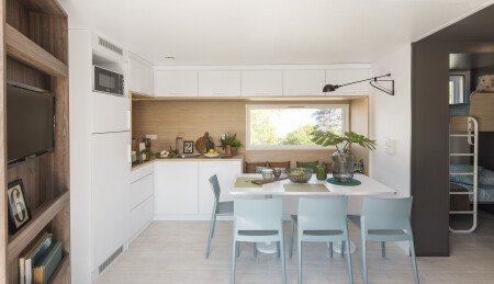 Hébergement insolite design, 3 chambres, avec jardin