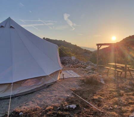 Tente romantique, 1 chambre, avec jardin