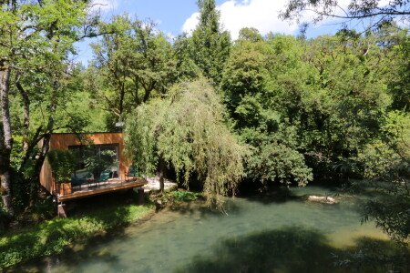 Cabane sur pilotis romantique, 1 chambre, avec jardin