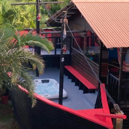 Cabane tout confort, 2 chambres, avec wifi