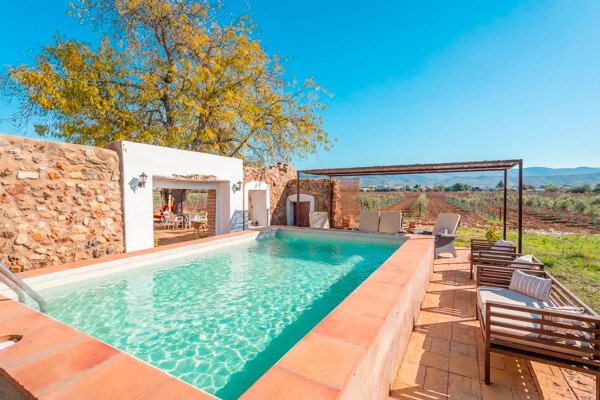 House 3 bedrooms, with garden