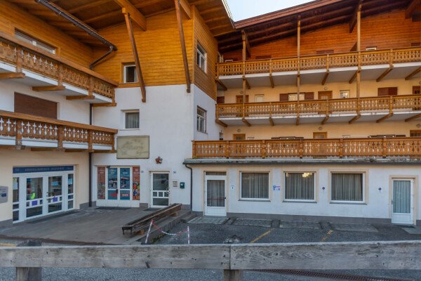 Appartamento 2 camere, con parcheggio