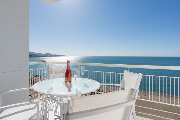 Apartamento 1 habitación, con vista al mar