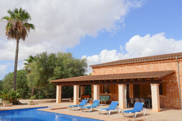 Château authentique, 4 chambres, avec jardin
