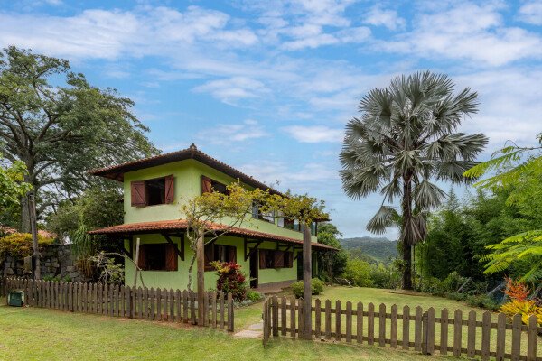 House 3 bedrooms, with garden