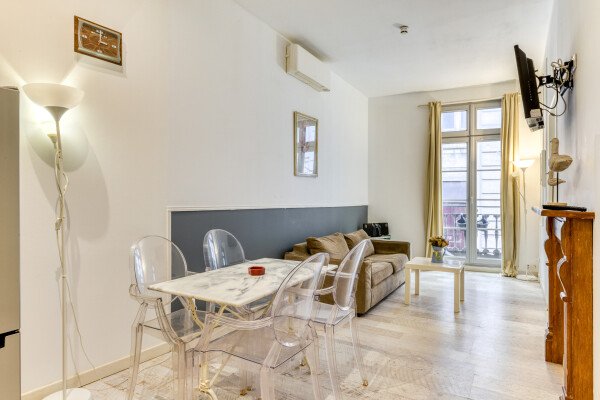 Appartement authentique, 1 chambre, avec climatisation
