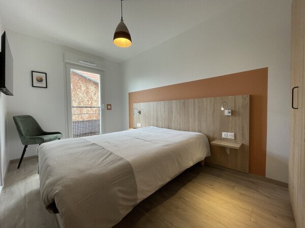 Wohnung 2 Schlafzimmer, mit Parkplatz
