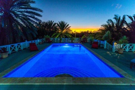 Villa 4 bedrooms, with pool