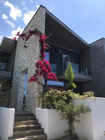 Apartment 1 bedroom, with garden