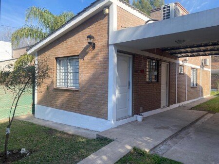 Casa 2 habitaciones, con jardín