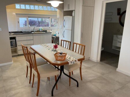 Casa 2 habitaciones, con jardín