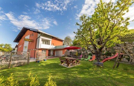 Hotel con giardino