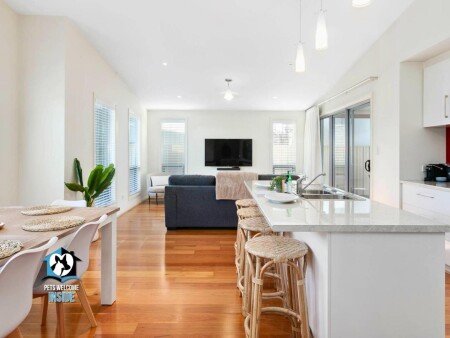 House 3 bedrooms, with garden