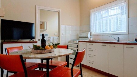 House 2 bedrooms, with garden