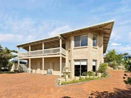 House 4 bedrooms, with garden