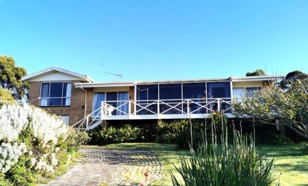 House 3 bedrooms, with garden