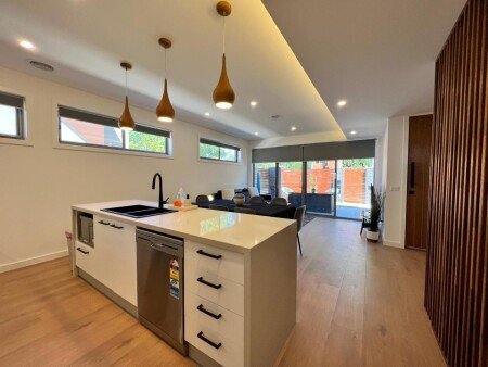 House 3 bedrooms, with garden