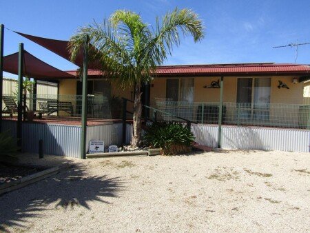 House 4 bedrooms