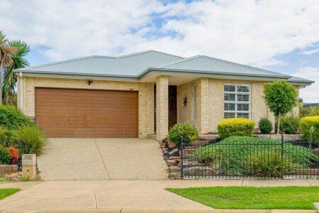 House 4 bedrooms, with garden