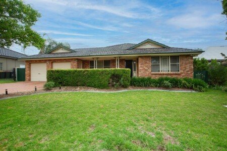 House 4 bedrooms, with wifi