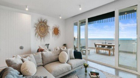 House 3 bedrooms, with air conditioning