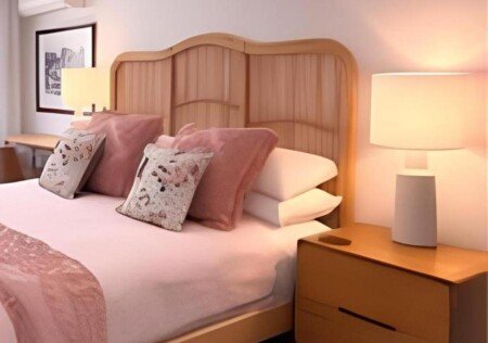 Bed and breakfast 1 bedroom, with pool