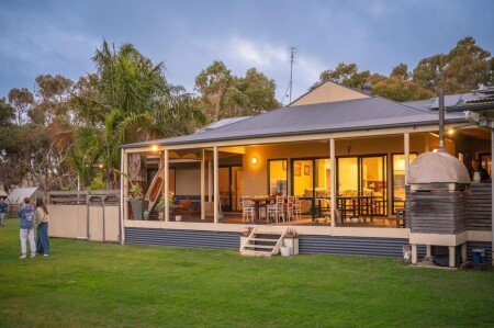 House 4 bedrooms, with garden