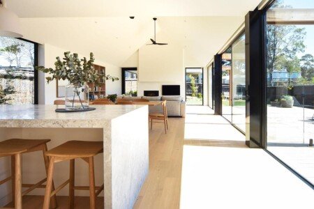 House 4 bedrooms, with pool