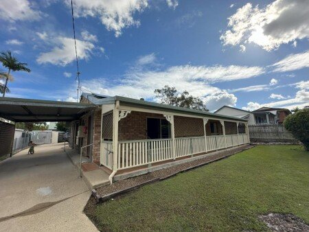 House 3 bedrooms, with garden