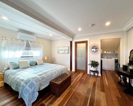 Bed and breakfast 1 bedroom, with garden