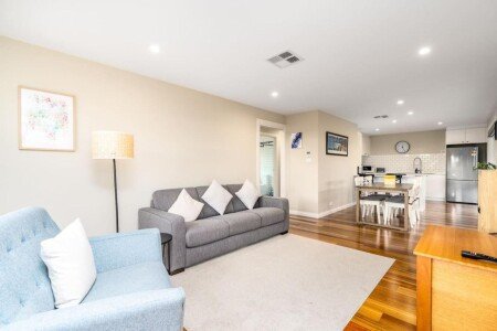 House 2 bedrooms, with garden