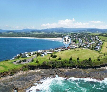 House 4 bedrooms, with pool