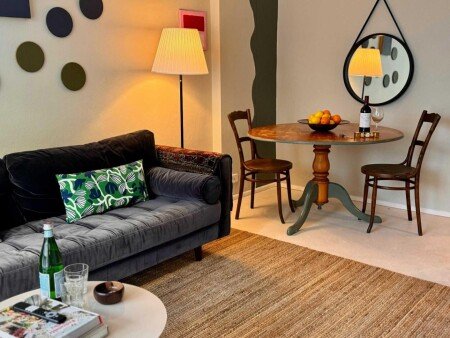 Apartment 2 guests, with pool