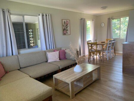 House 3 bedrooms, with garden