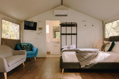 Resort 1 guest, with pool