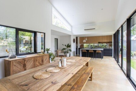 House 4 bedrooms, with pool