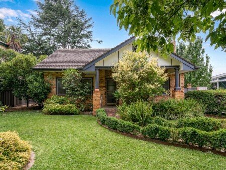 House 2 bedrooms, with garden