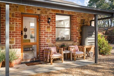 Bed and breakfast 1 bedroom, with pool