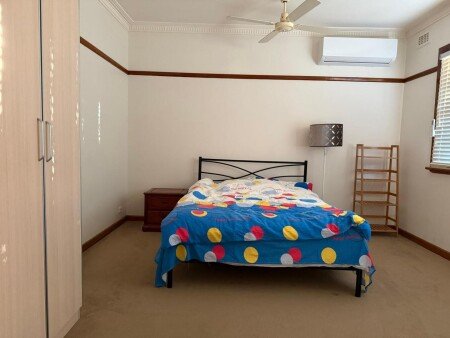 Bed and breakfast 1 guest, with parking