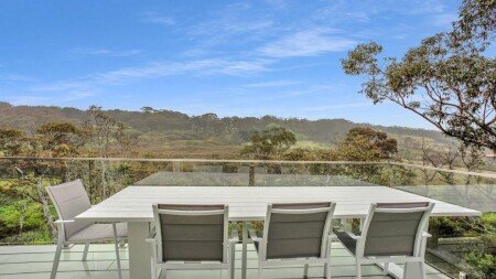 House 4 bedrooms, with pool