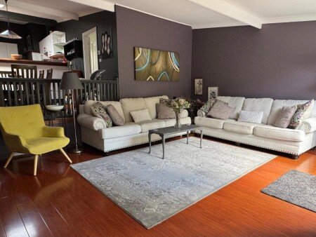 House 3 bedrooms
