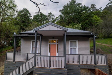 House 3 bedrooms, with garden