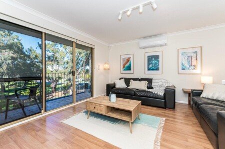 House 3 bedrooms, with air conditioning