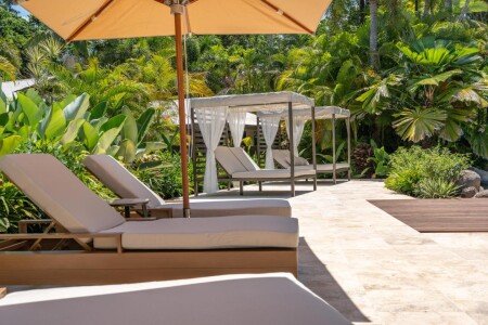 Hotel with pool