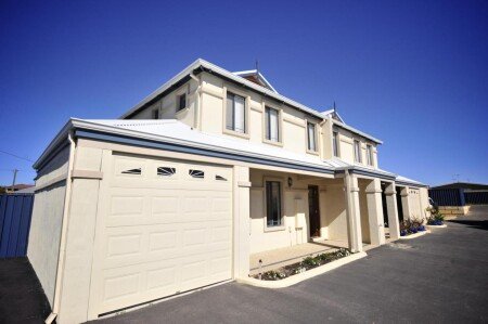 House 1 bedroom, with garden