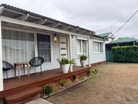 House 3 bedrooms, with garden