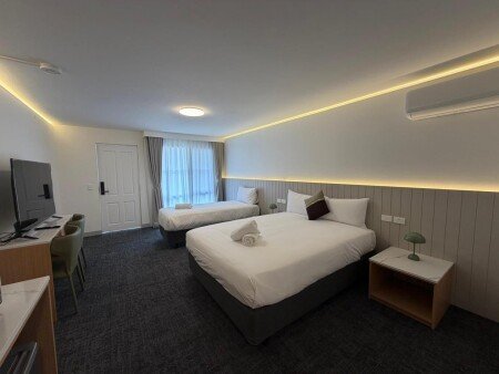 Hotel with jacuzzi