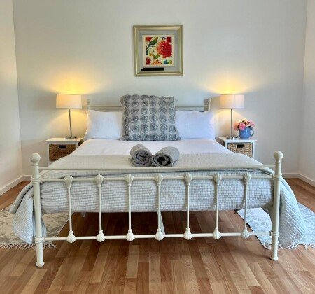 Bed and breakfast 1 bedroom, with garden