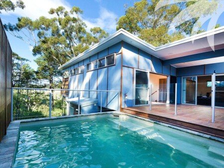 House 5 bedrooms, with pool